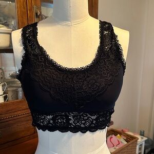 Anemone Padded Bralettes Size Medium/Large Black and Olive Green